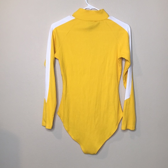 Ellesse Yellow W/ White Stripe Womens US L EU 40 UK 12 Body High Neck Bodysuit - Picture 2 of 16